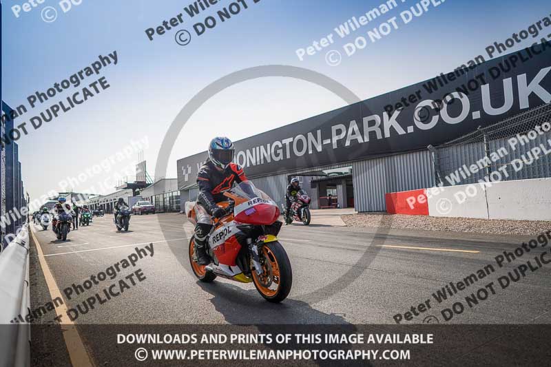 donington no limits trackday;donington park photographs;donington trackday photographs;no limits trackdays;peter wileman photography;trackday digital images;trackday photos